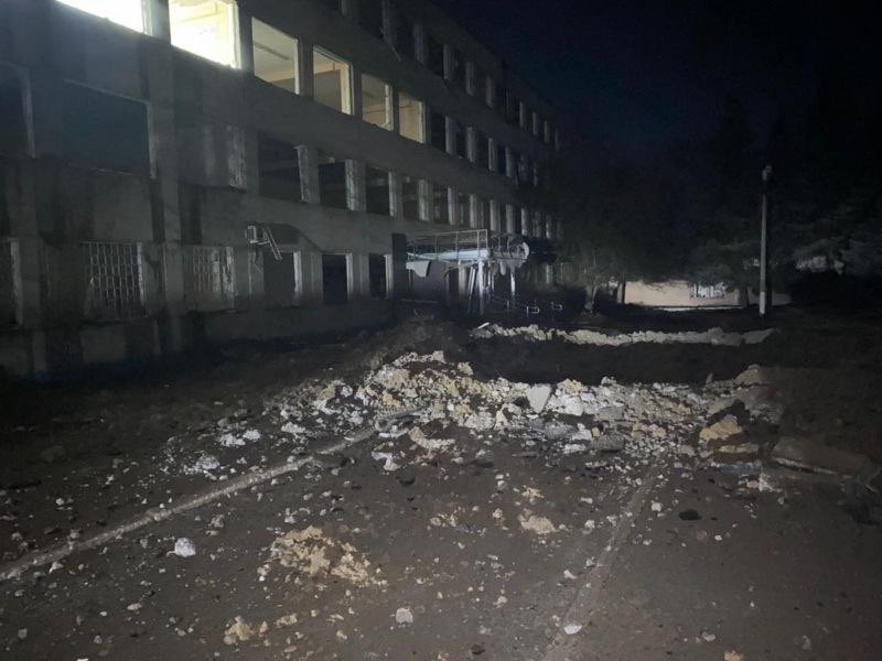 Cum arată clădirile unde Rusia susține că a ucis 600 de ucraineni: „Nu au văzut nicio ambulanță”