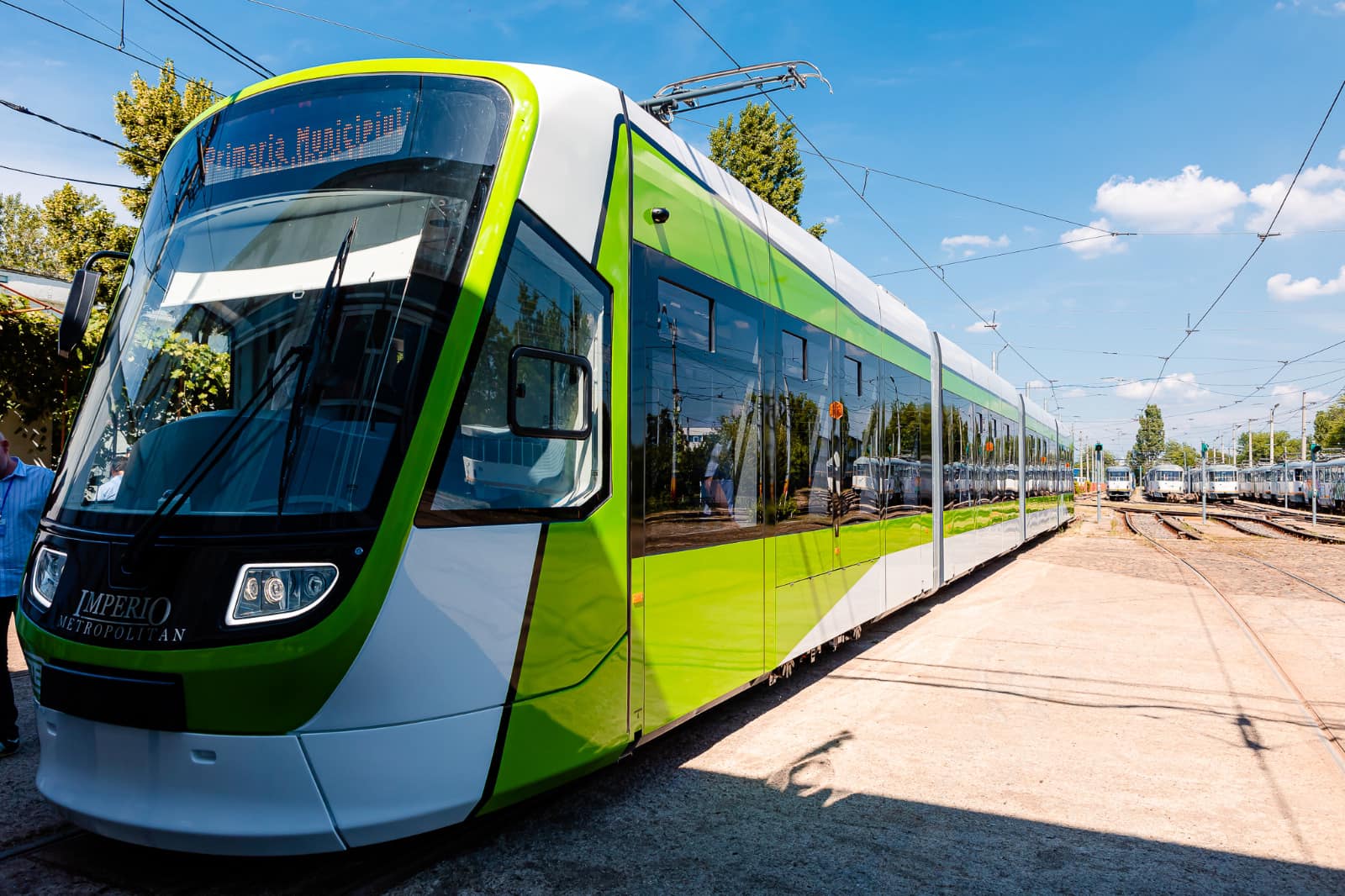 Unele tramvaie din București își vor schimba traseul. Nicușor Dan: „Vor face conexiunea între zone importante”