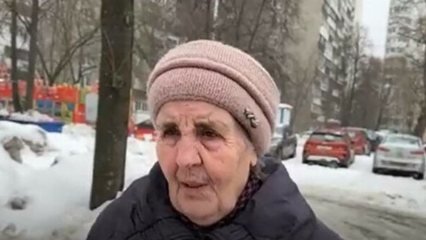 O bătrână din Rusia s-a dezlănțuit la adresa românilor, moldovenilor și ucrainenilor: Trebuie să îi distrugem