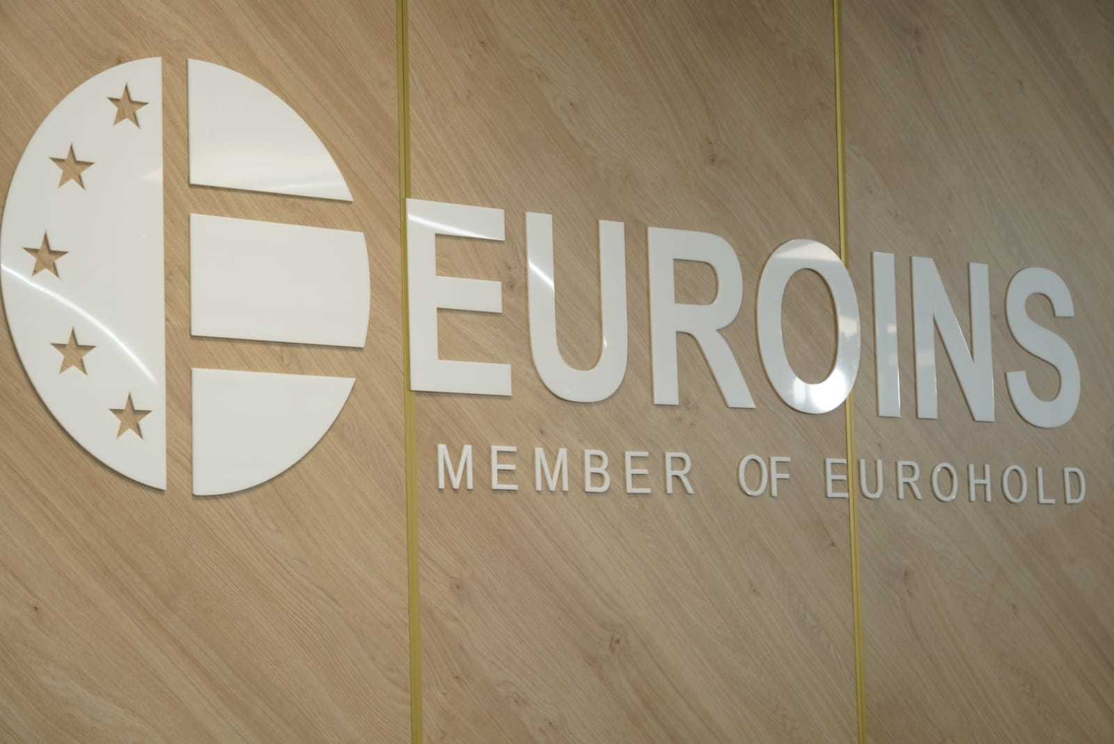 BERD anunţă ASF şi MF că a început o analiză independentă la Euroins, pe reasigurări