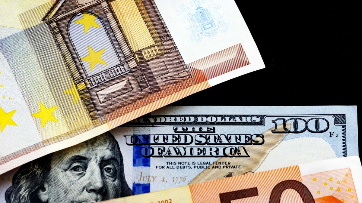 Curs valutar BNR, luni, 27 martie. Ce cotații au euro și dolarul în debut de săptămână?
