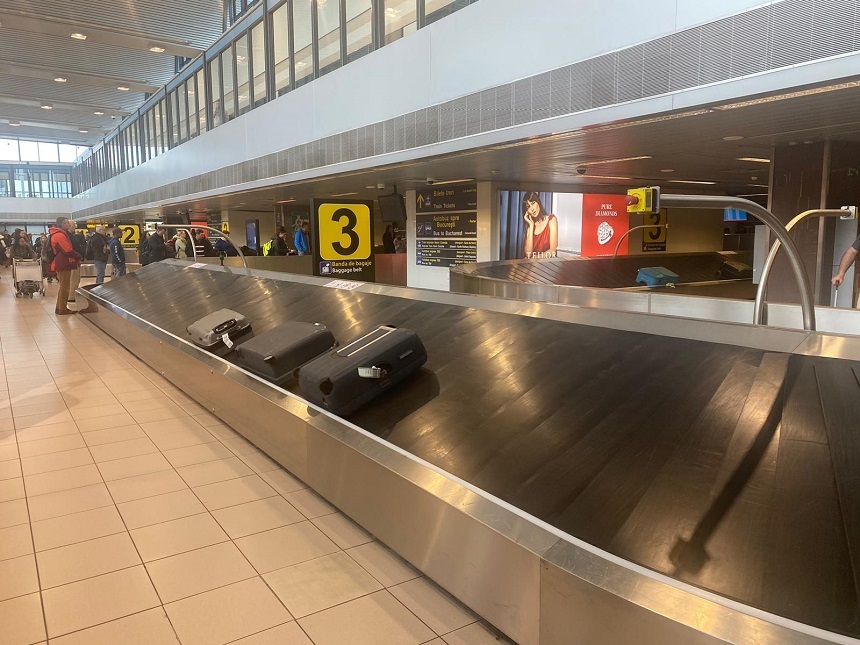 CN Aeroporturi Bucureşti a finalizat înlocuirea benzilor de bagaje pe fluxul de sosiri: 20% capacitate suplimentară – FOTO, VIDEO