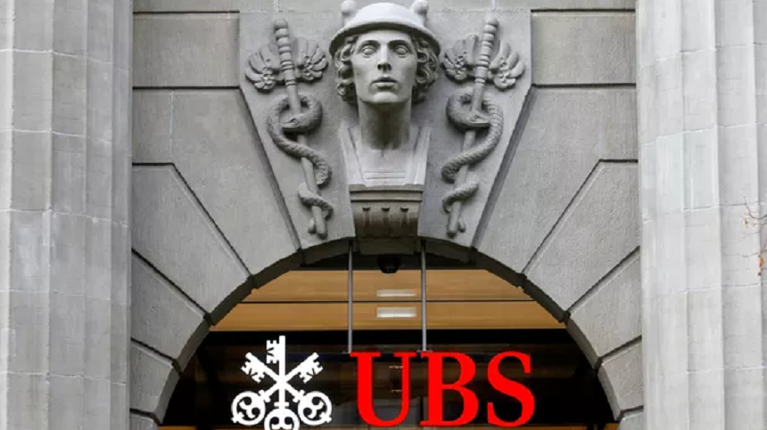 UBS analizează o preluare a Credit Suisse, pe fondul temerilor legate de o contagiune în sectorul bancar – surse