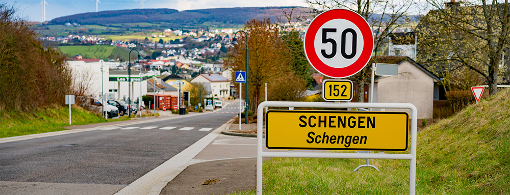 Calea către Schengen, deschisă de românii care lucrează în Austria