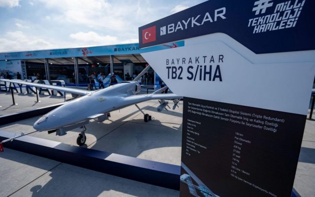 Defense News: România încheie un contract în valoare de 321 milioane dolari în vederea achiziționării de drone turcești de tip Bayraktar TB2
