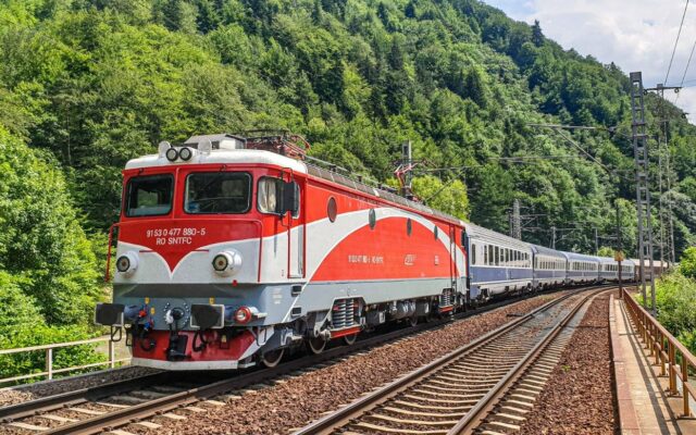Presa bulgărească: Un tren de mare viteză va face legătura între Ruse și Aeroportul București 