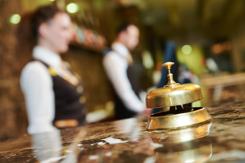 Un hotel din Tilburg a refuzat să cazeze un cercetător deoarece este român