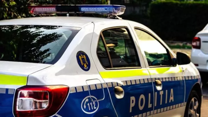 Poliţist din Arges, detașat la Vaslui, depistat în trafic de colegii săi de la Rutieră în timp ce conducea drogat o motocicletă
