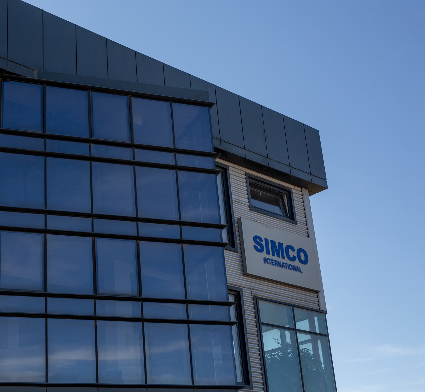 SIMCO International: 30 de ani de expertiză în dezvoltarea și întreținerea rețelelor electrice în România
