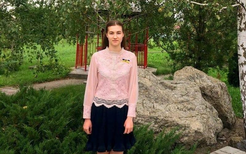 În vremea războiului, o elevă din Ucraina a câștigat olimpiada la limba și literatura română