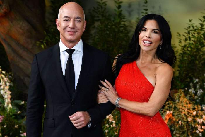 Jeff Bezzos s-a logodit cu amanta sa! Cel mai bogat om de pe planetă și-a cerut iubita pe iahtul său de jumătate de miliard de $
