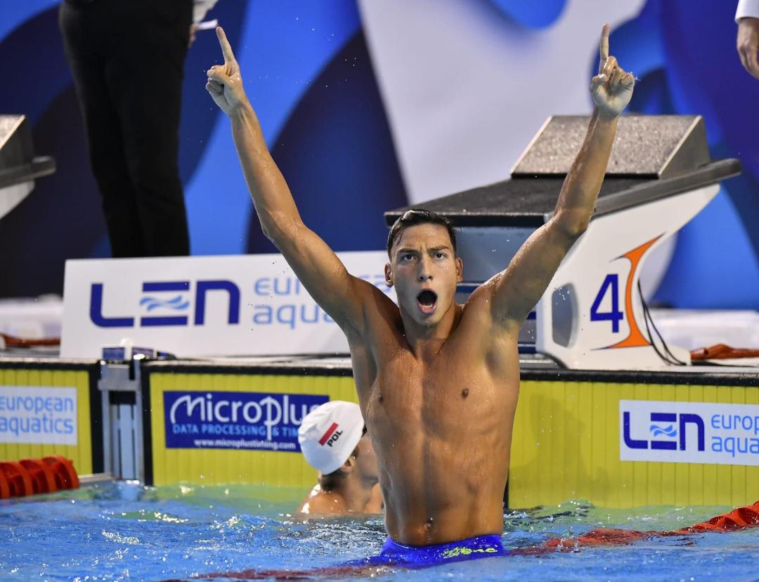 Vlad Stancu, campionul care a înotat în 32 de zile distanța București-Timișoara