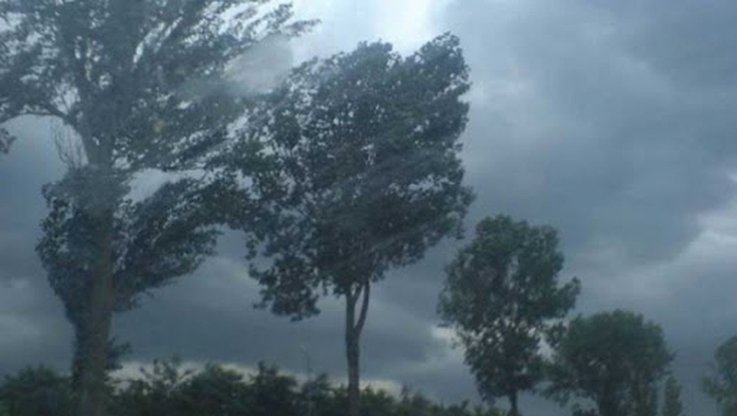 Alertă meteo: Ploi torențiale, vijelii și grindină în 13 județe
