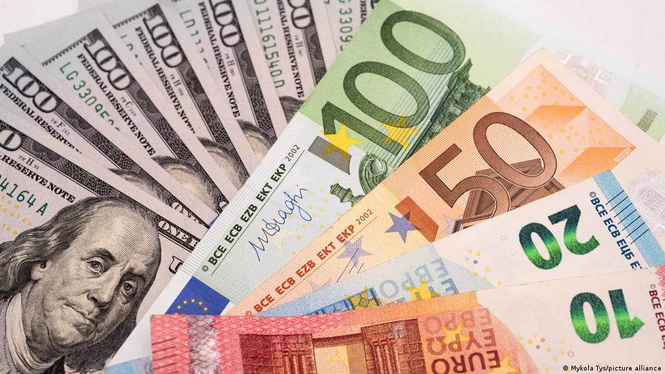 Curs valutar BNR, 27 iunie 2023. Leul scade față de euro și crește în raport cu dolarul