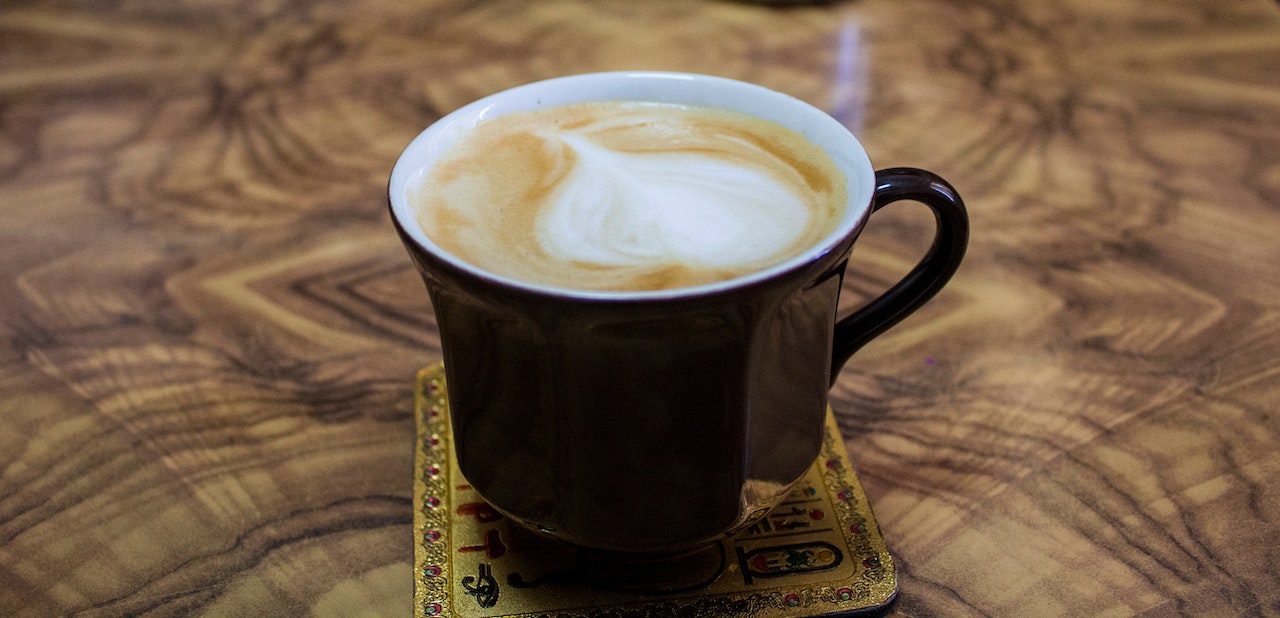 Beneficiile cafelei și care sunt avantajele de a cumpӑra un aparat de cafea cu capsule