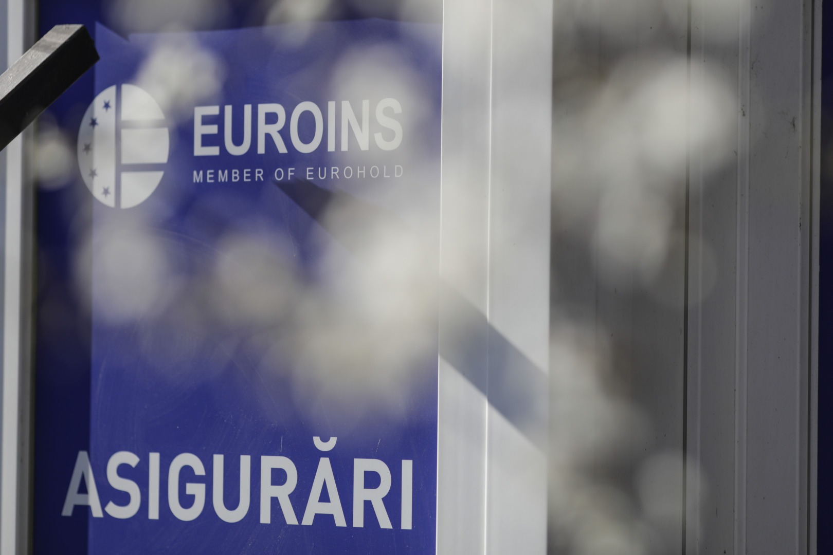 Euroins a intrat azi oficial în faliment