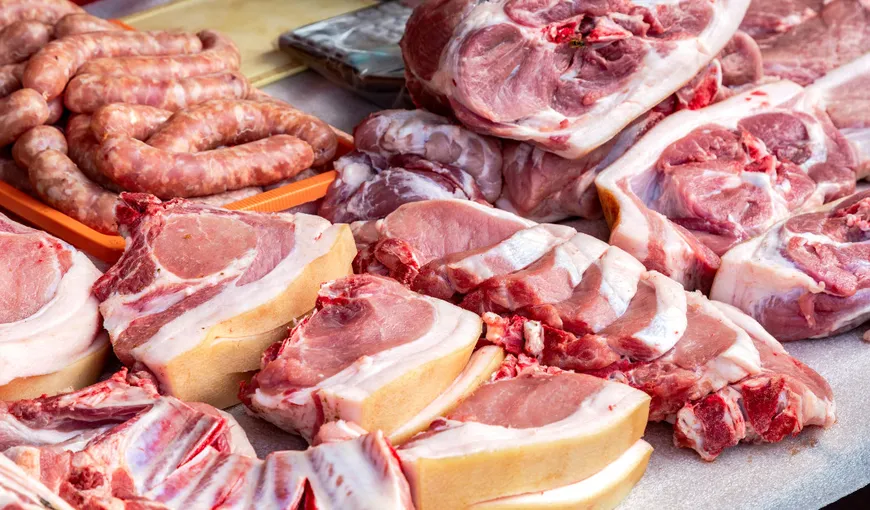 ANSVSA a confiscat peste 46 de tone de carne și produse lactate din piețe și supermarketuri