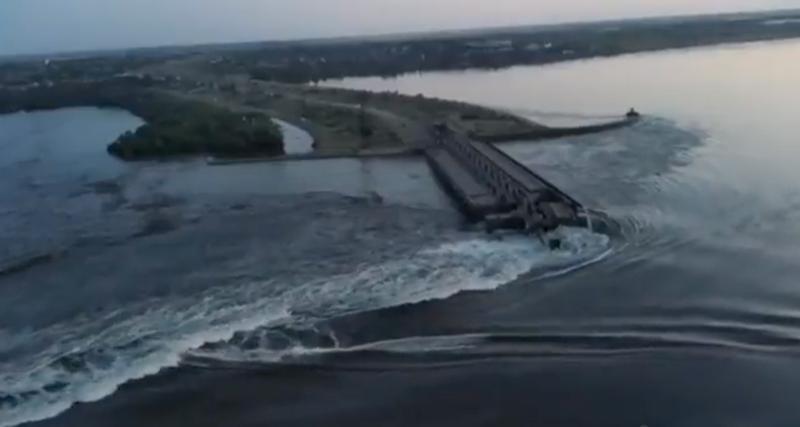 <strong>Ucraina şi Rusia se acuză reciproc pentru distrugerea barajului de la Kahovka</strong>