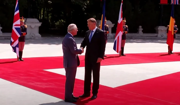 Ce i-a cerut Regele Charles lui Klaus Iohannis: ”Vreau să-i strâng mâna”