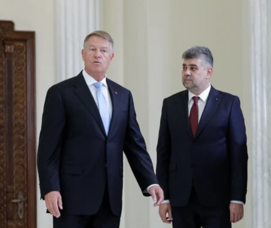 Premierul și președintele României ”monitorizează situația din Rusia”