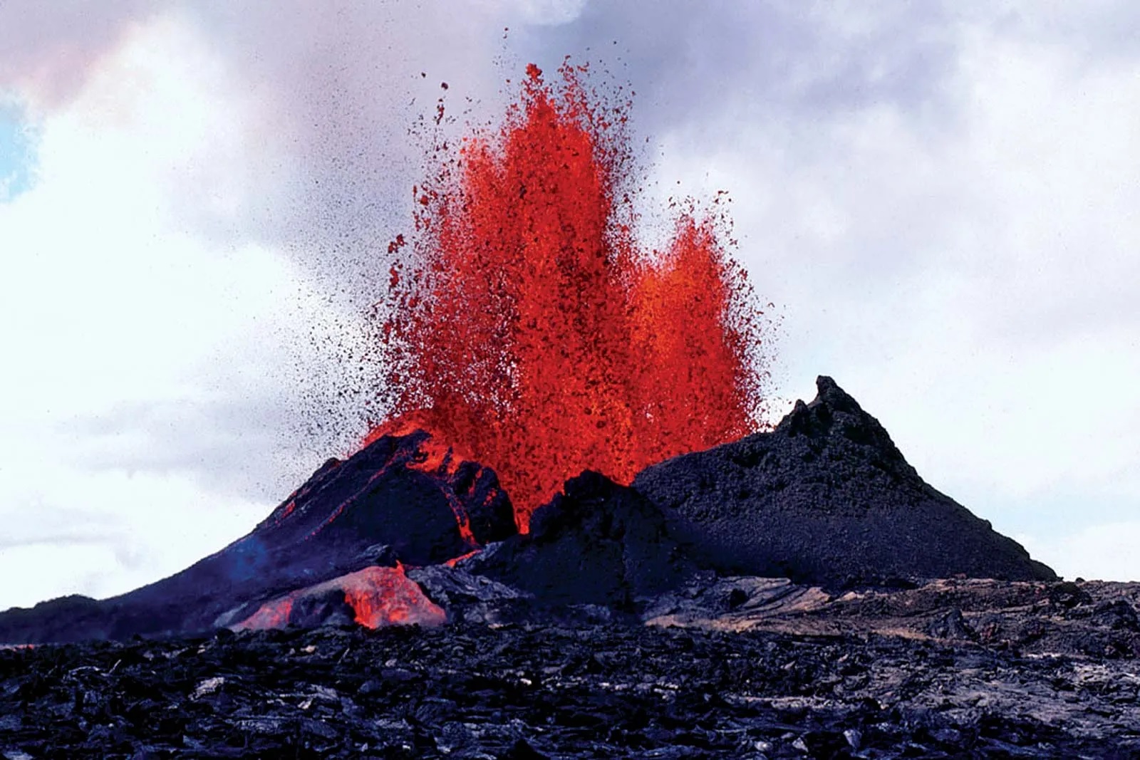 Hawaii. Erupție a celui mai activ vulcan din arhipelag