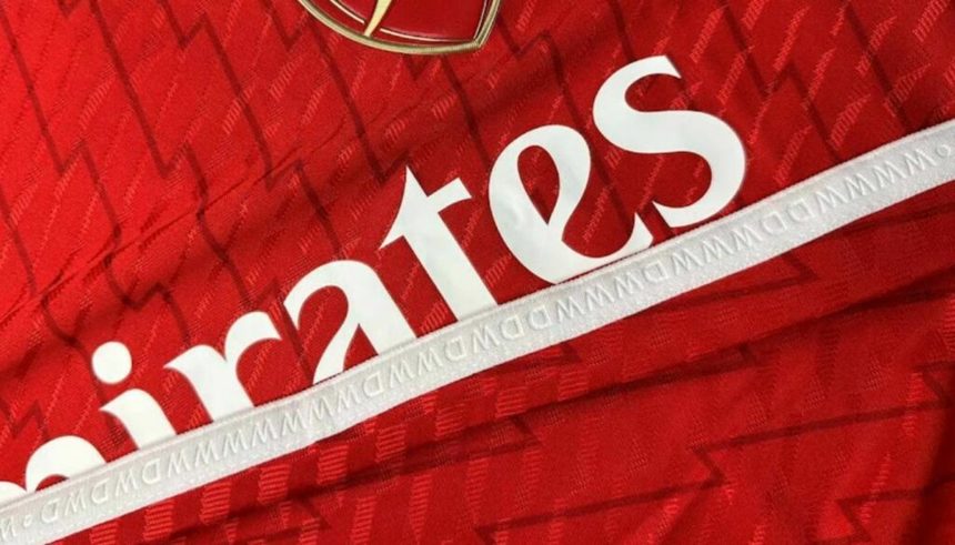 Tricourile echipei Arsenal, retrase de la vânzare. Ce eroare au observat suporterii