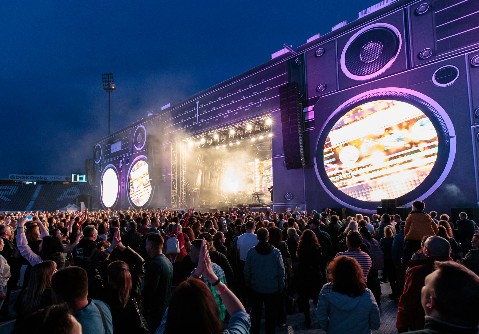 Cea mai mare discotecă în aer liber din Europa va avea loc în inima Iașiului. Diskoteka Festival 2023 aduce ”Lambada” în inima Moldovei