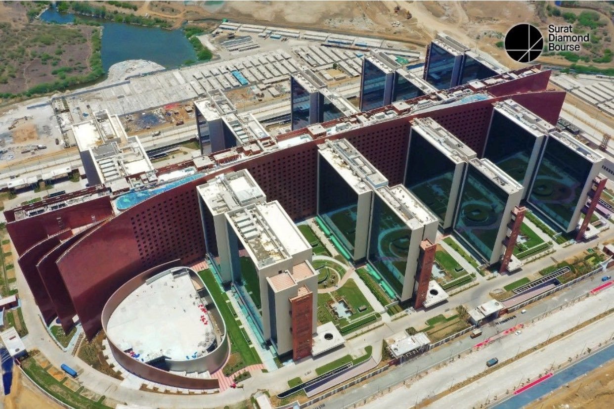 Pentagonul nu mai este cea mai mare clădire de birouri din lume – VIDEO, FOTO