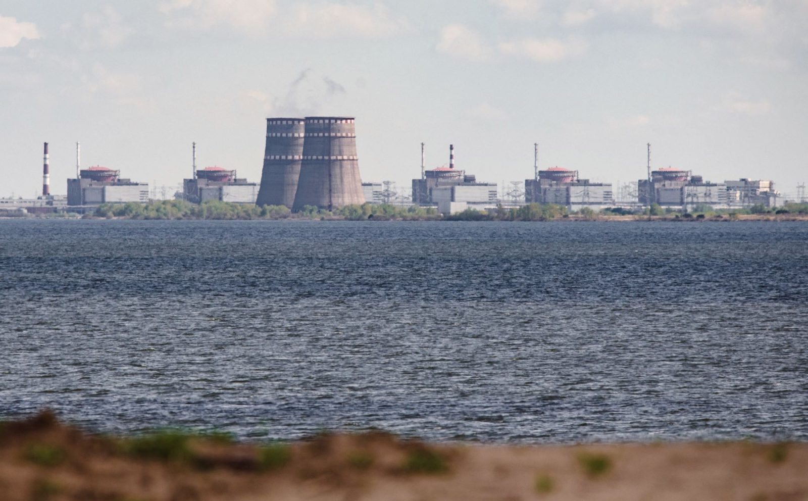 Se dă alerta în toată România! Ce se întâmplă dacă explodează centrala nucleară de la Zaporojie