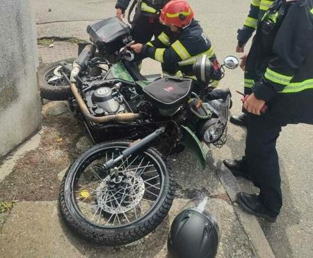 Rapperul CRBL a făcut accident de motocicletă în Hunedoara, duminică dupăamiază. Este rănit