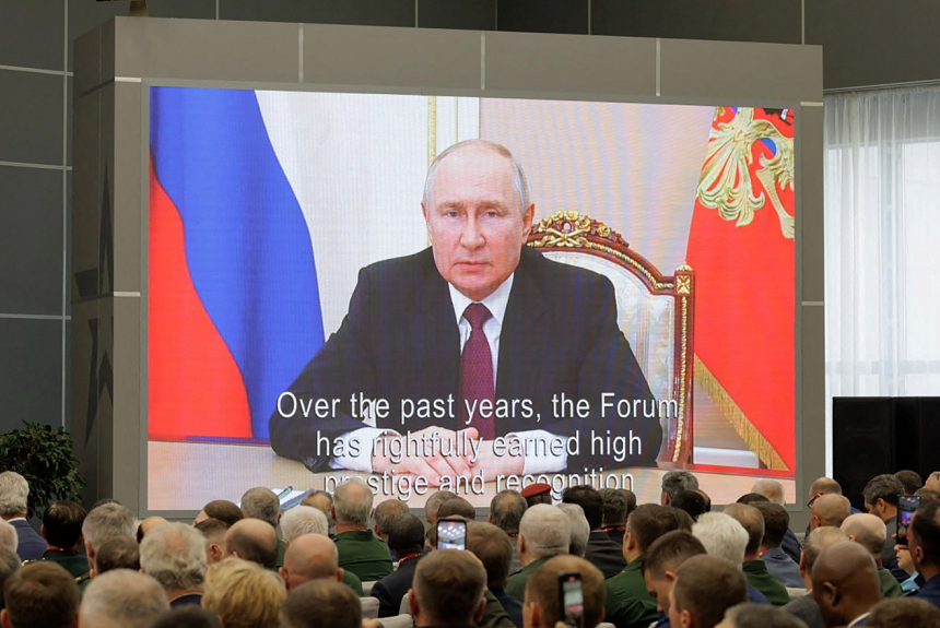Rusia vrea să coopereze militar cu alte țări, anunţă Putin
