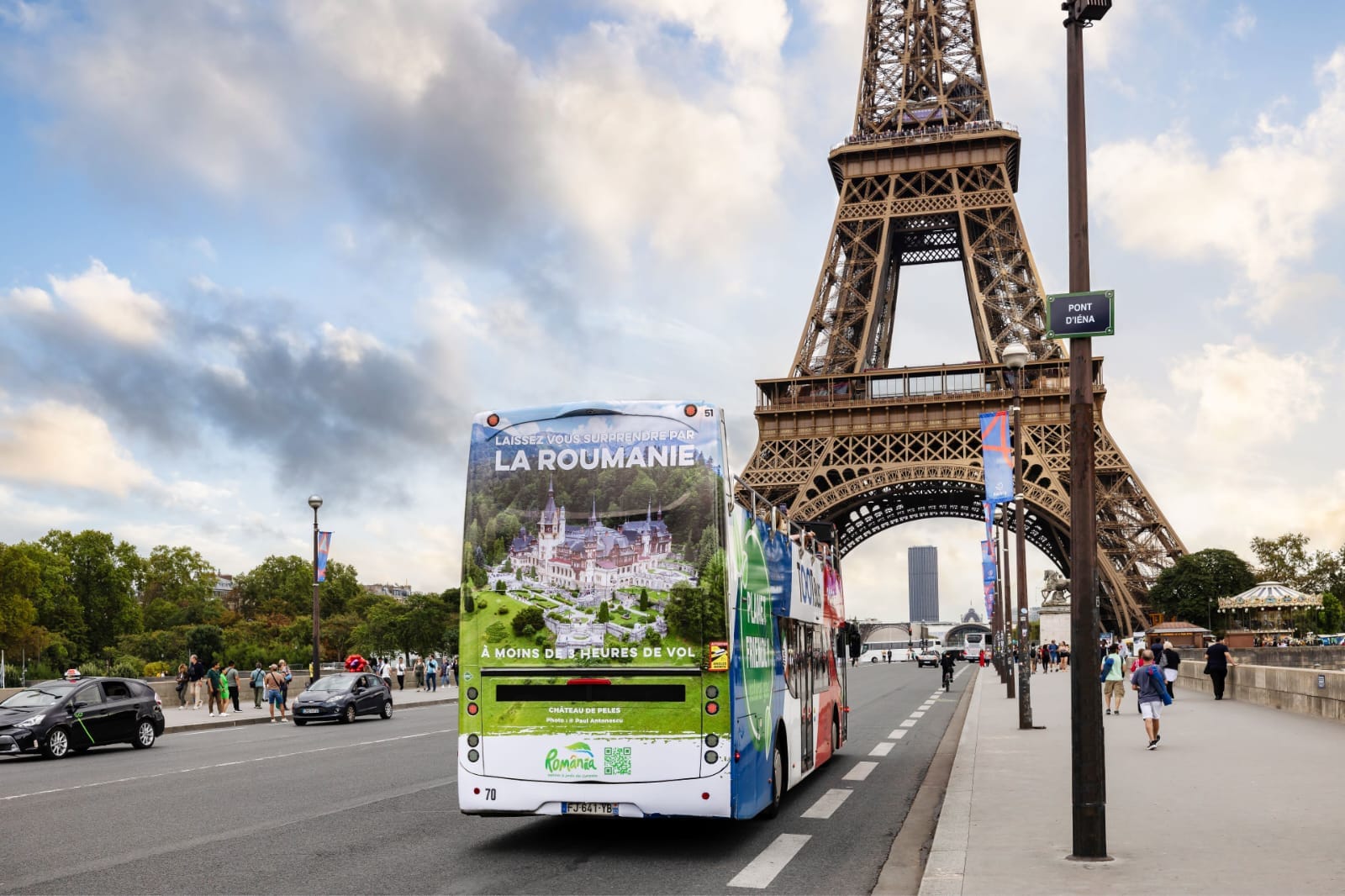 România, promovată la Paris cu panouri și autobuze colantate