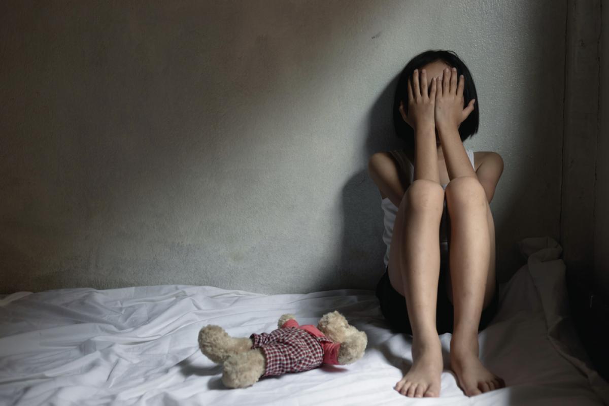 Șocant. Un bărbat din Argeș și-ar fi violat fiicele minore