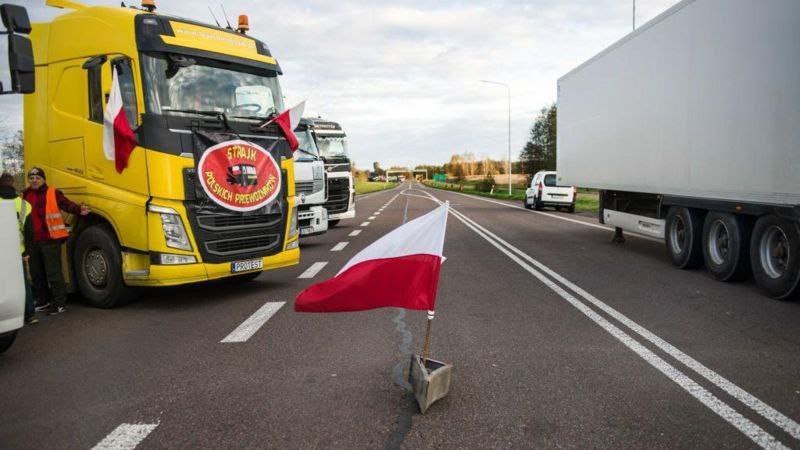 Ucraina anunţă că nu a înregistrat niciun progres în discuţiile cu Polonia în legătură cu protestele şoferilor de la graniţă