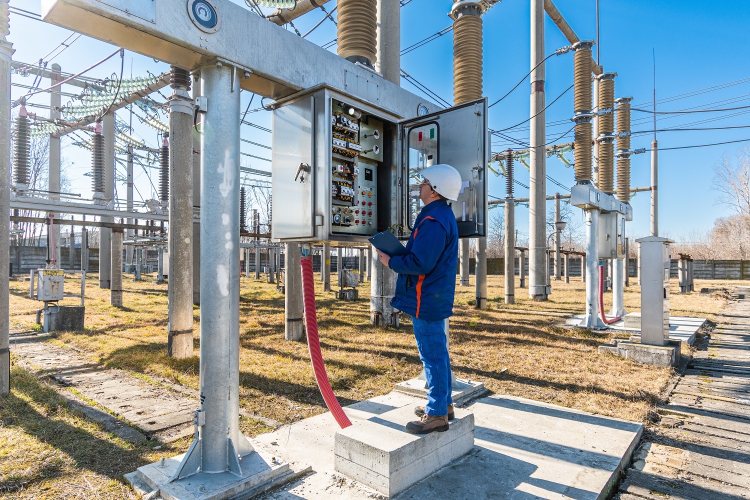 E-Distribuţie Muntenia a fost redenumită Reţele Electrice Muntenia, odată cu achiziţia de către grecii de la PPC a operaţiunilor Enel din România