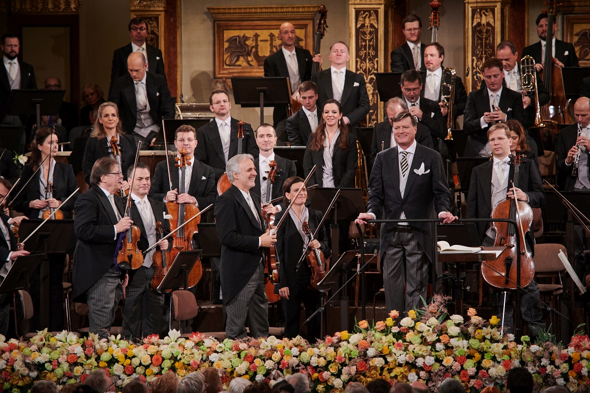 Concertul de Anul Nou al Orchestrei Filarmonice din Viena, în direct la TVR 1, în prima zi a anului. Este cel mai mediatizat spectacol din istorie