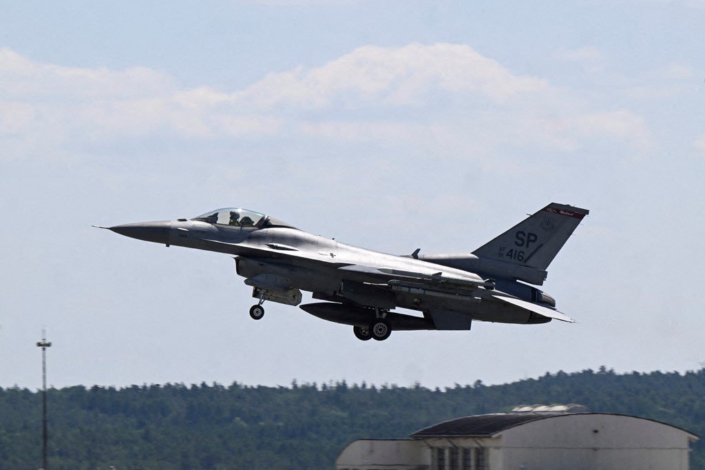 Avion de vânătoare american F-16, prăbușit în Coreea de Sud. Ce s-a întâmplat cu pilotul
