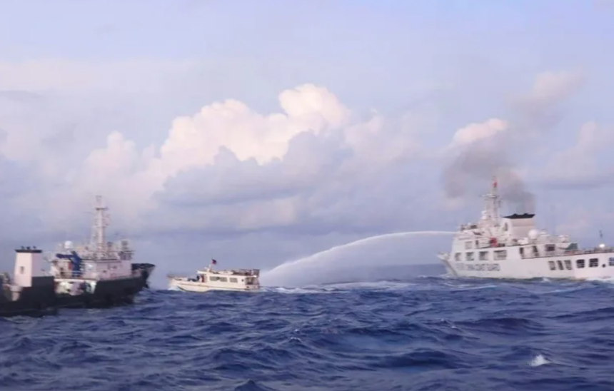 Filipinele îl convoacă pe ambasadorul chinez Huang Xilian, în urma unor incidente în weekend la Marea Chinei de Sud disputate. Manila avertizează că îl poate expulza, Comandantul armatei filipineze, Romeo Brawner, se afla la bordul unei nave implicate într-o coliziune