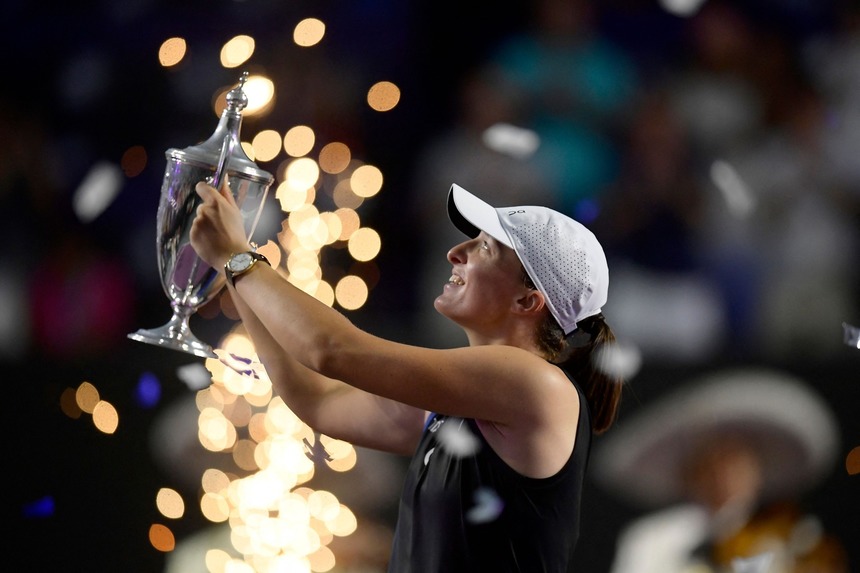 Iga Swiatek a fost desemnată jucătoarea anului de către WTA al doilea an la rând