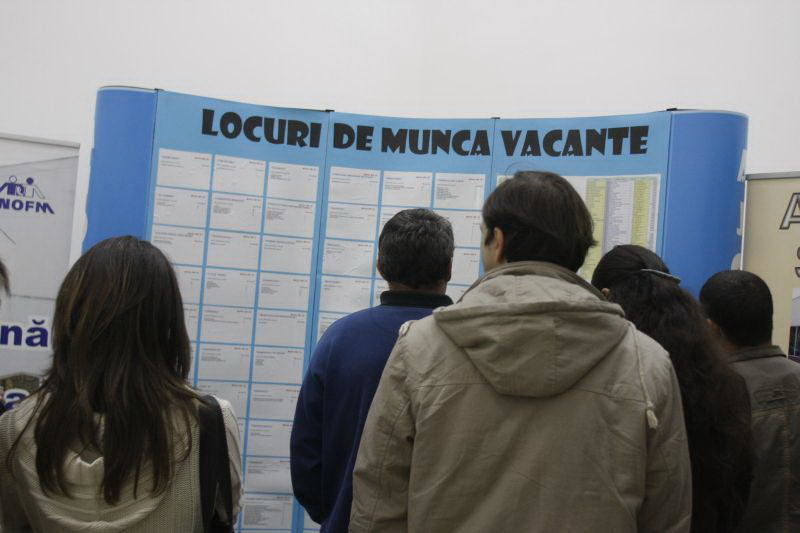 În România erau 437.600 de şomeri la finalul trimestrului 3