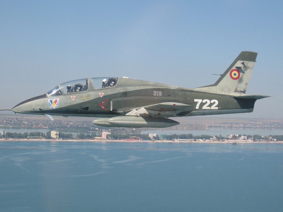 Avionul de luptă IAR 99 SM, o prioritate pentru România în 2024