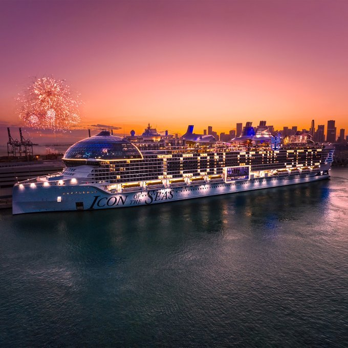 Icon of the Seas, cea mai mare navă de croazieră nouă din lume, a plecat din portul Miami. Botezul vasului a fost făcut de Messi – VIDEO