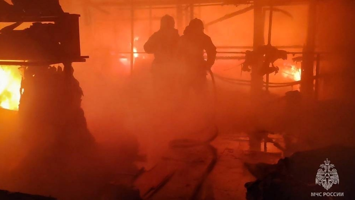 Un incendiu a izbucnit la un terminal din Marea Baltică al companiei ruse Novatek, după ce s-au auzit explozii – VIDEO