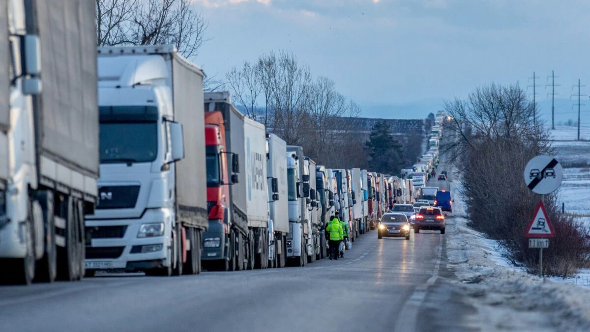 Românii susțin protestele agricultorilor şi transportatorilor