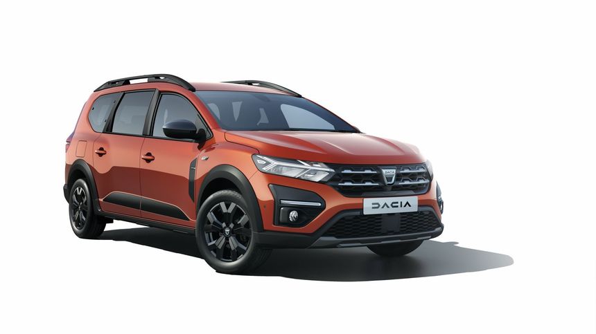 Dacia anunţă noutăţi în materie de siguranţă, design şi elemente de confort pentru modelele Sandero