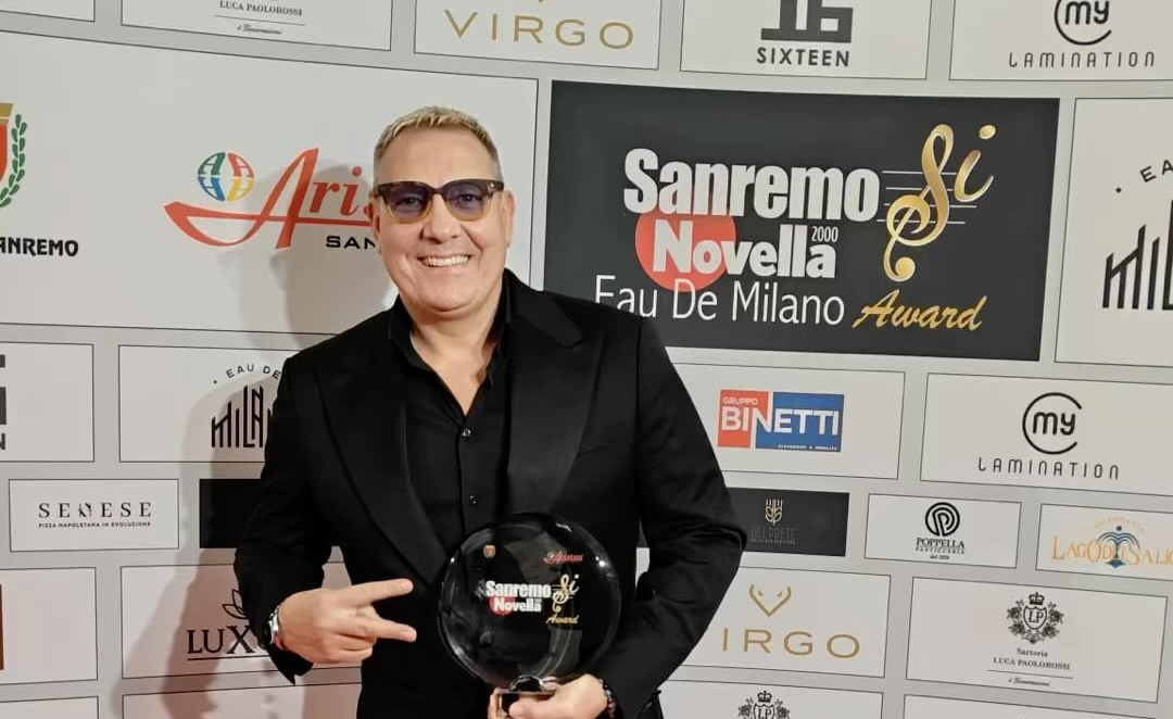 El este Giorgio Ciabattoni, italo-românul de la Sanremo! A fost premiat în cadrul faimosului festival