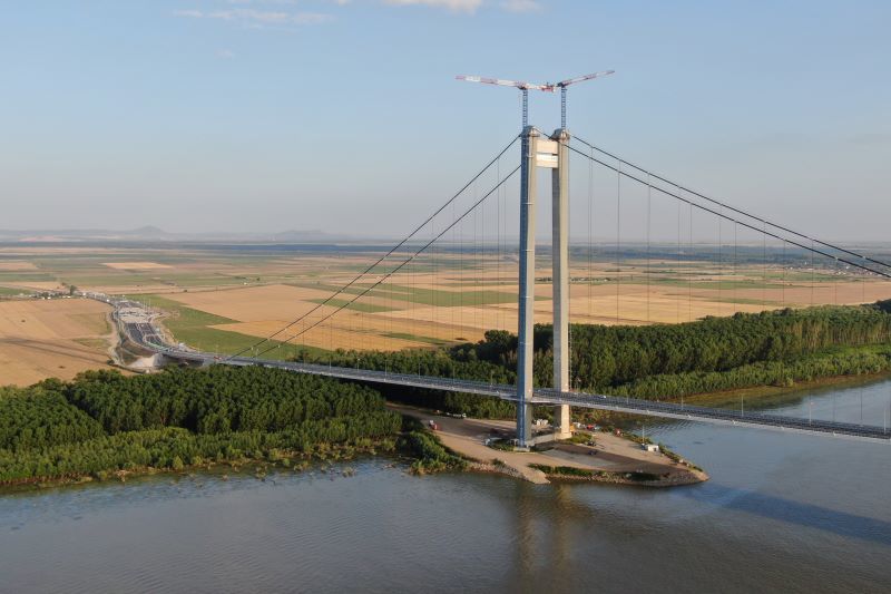 Sorin Grindeanu: Nu vom recepţiona podul de la Brăila până când toate neconformităţile nu vor fi îndepărtate