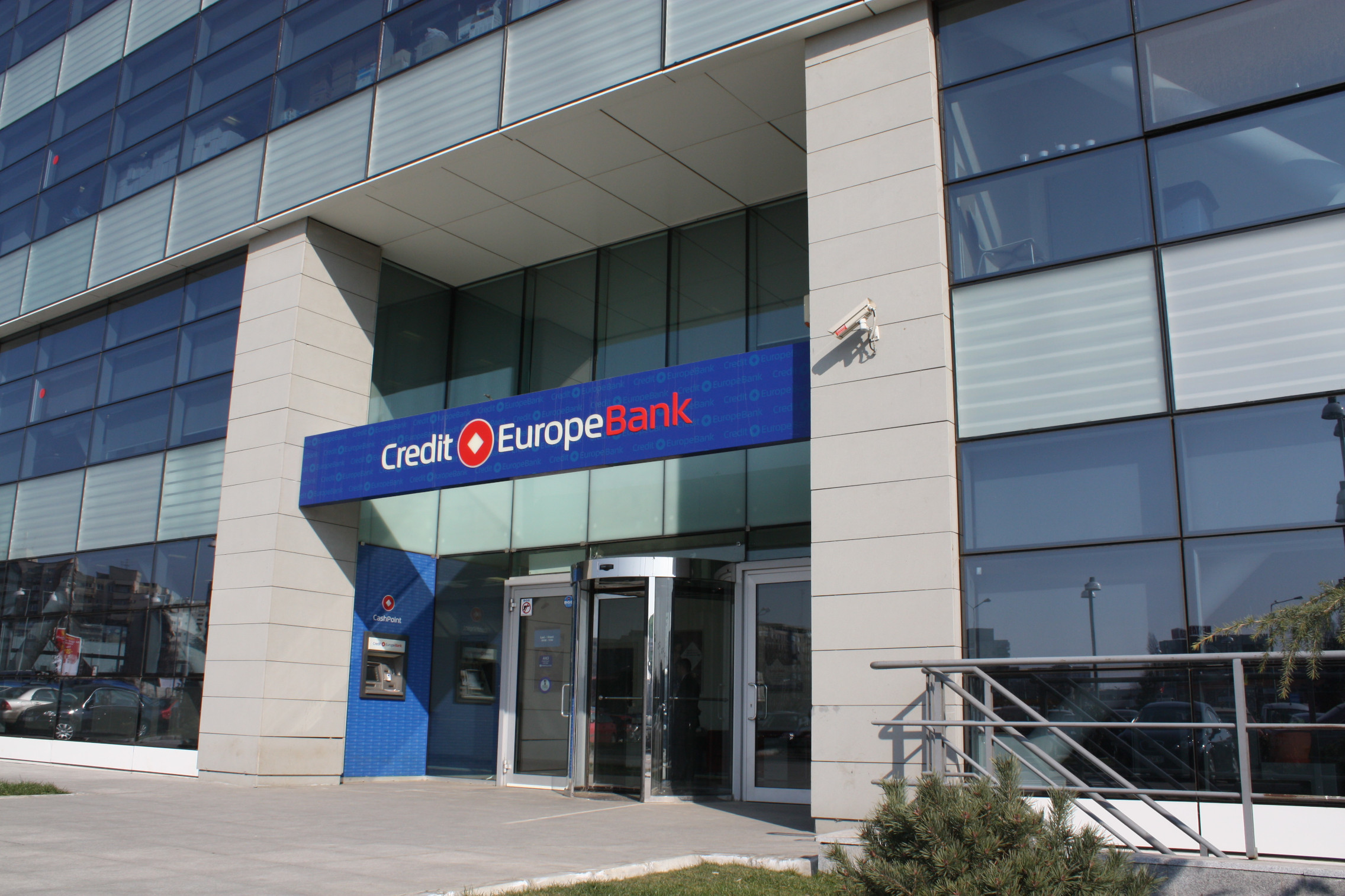 Credit Europe Bank Romania a înregistrat un profit net de 66,8 milioane de lei în 2023, activele bancare au scăzut la 3,4 miliarde lei