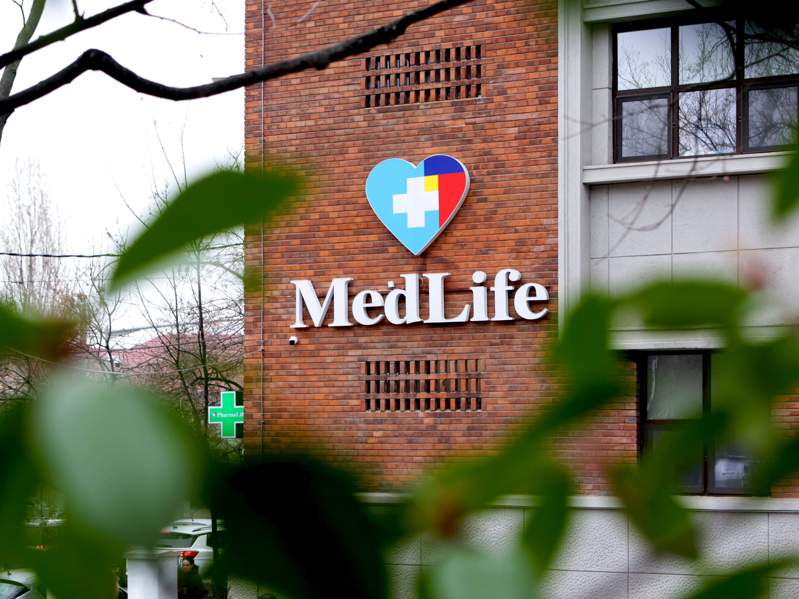 MedLife suplimentează cu 50 de milioane de euro creditul sindicalizat, ajungând la o valoare totală de 268,3 milioane de euro