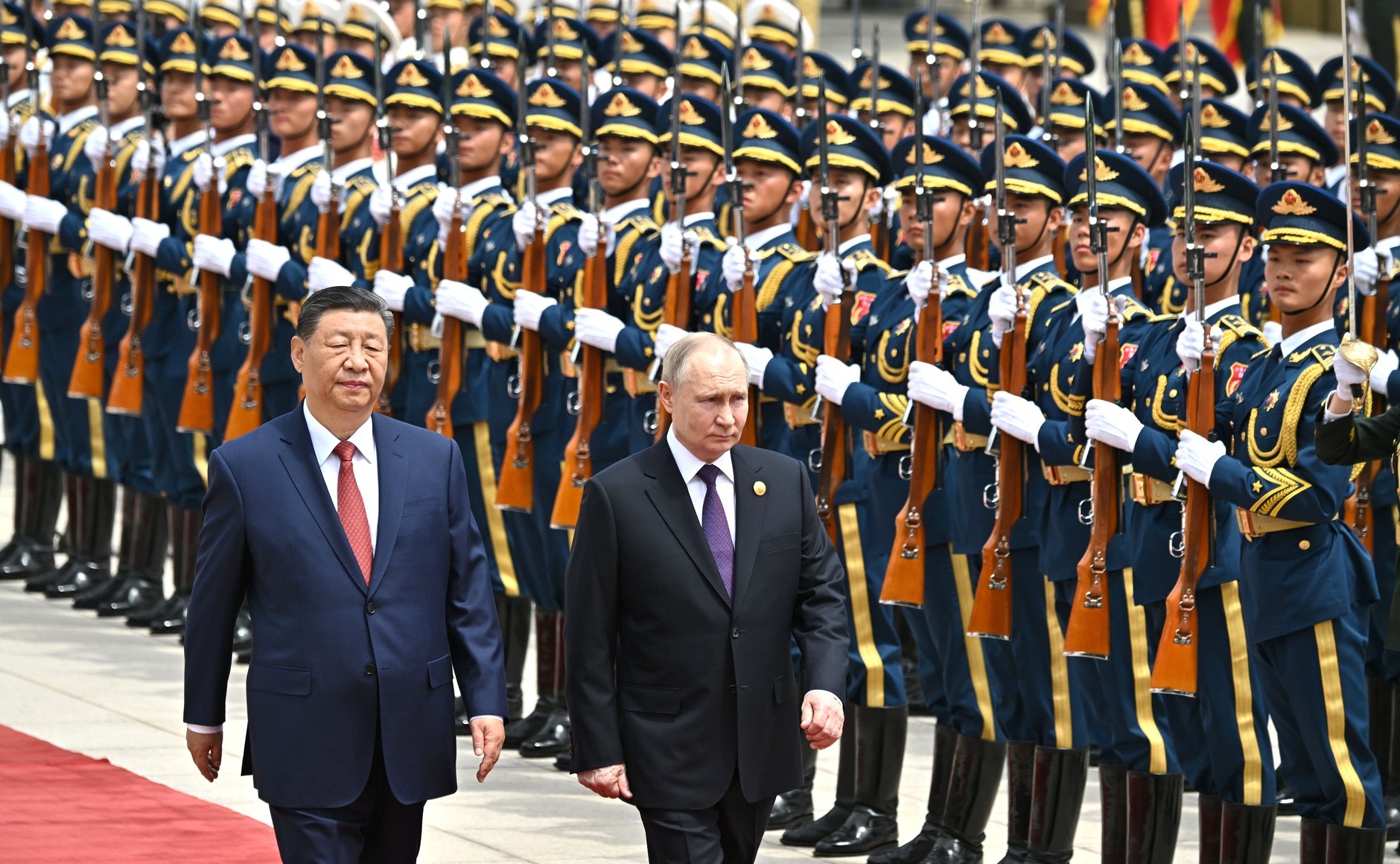Putin şi Xi Jinping promit era ruso-chineză. Cine vrea să fie acolo?